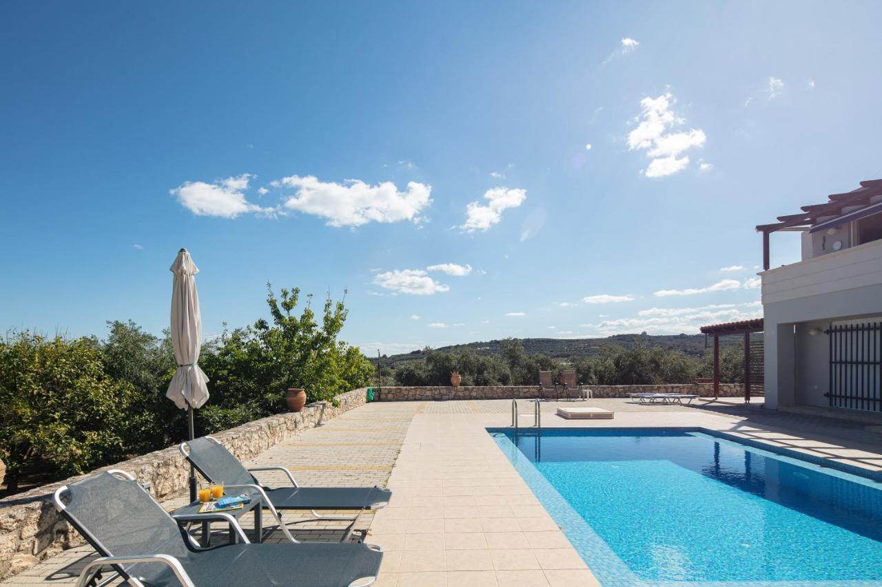 Greek Sky - New Modern Apartment With Shared Pool Tavronitis Eksteriør billede