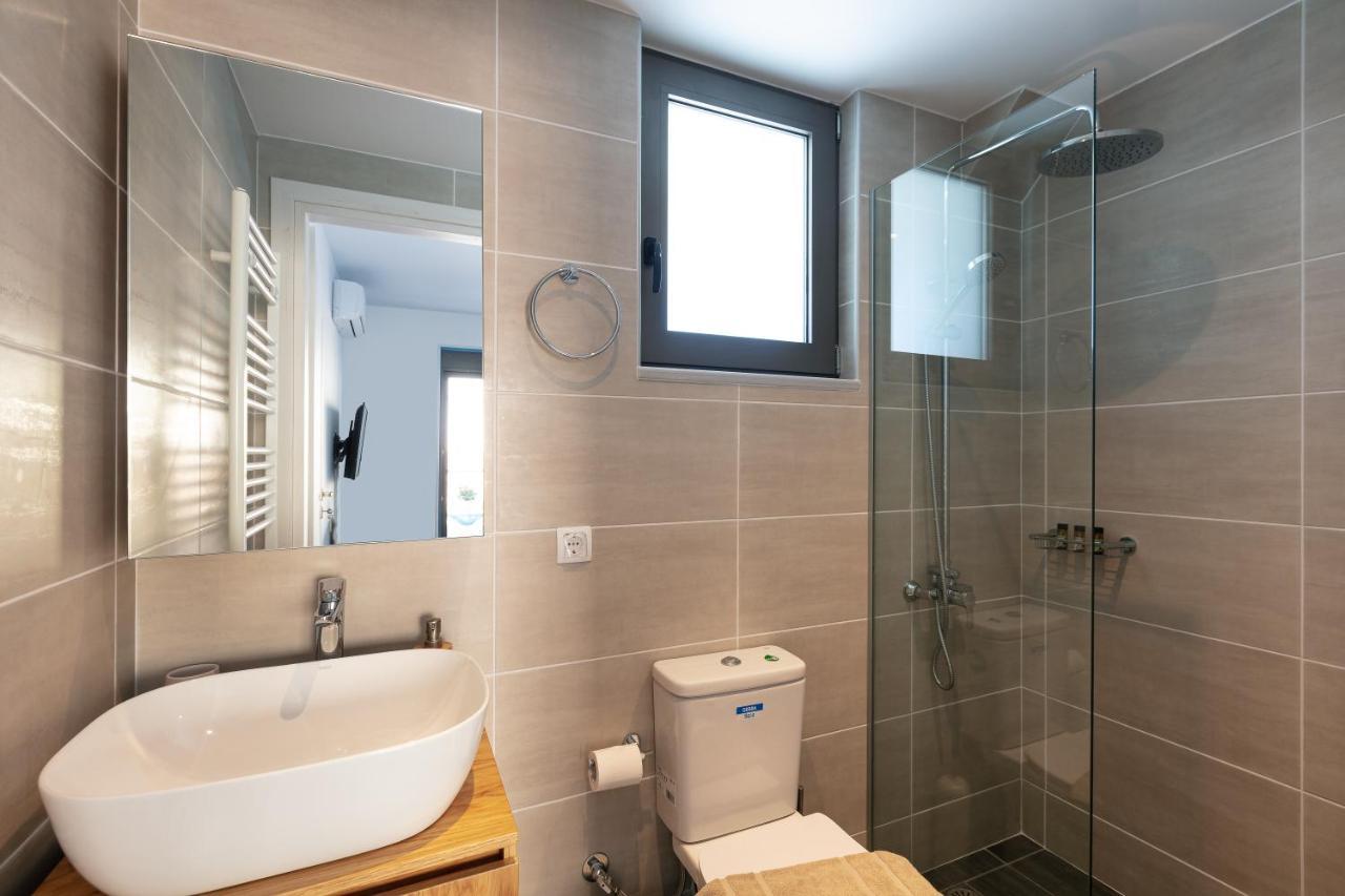 Greek Sky - New Modern Apartment With Shared Pool Tavronitis Eksteriør billede