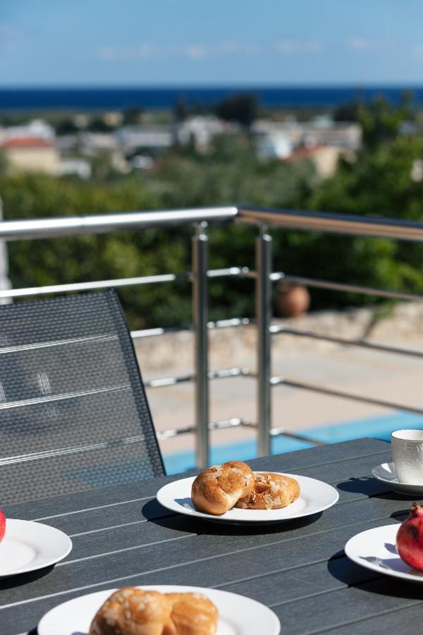 Greek Sky - New Modern Apartment With Shared Pool Tavronitis Eksteriør billede